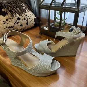 Wedge sandals